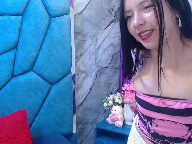JulietaDiamond webcam