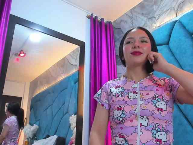 JulietaDiamond webcam