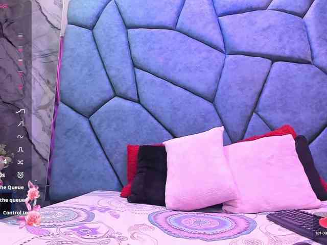 JulietaDiamond webcam
