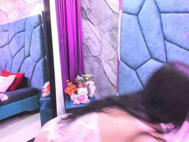JulietaDiamond webcam