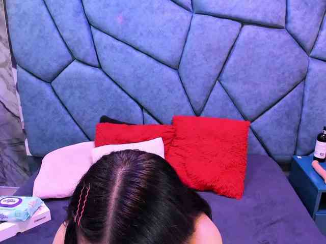 JulietaDiamond webcam