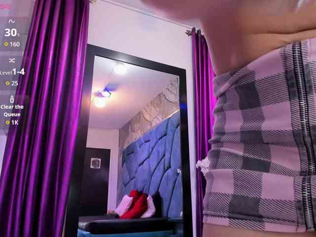 JulietaDiamond webcam