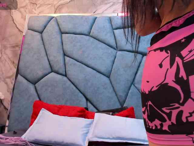 JulietaDiamond webcam