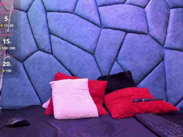 JulietaDiamond webcam