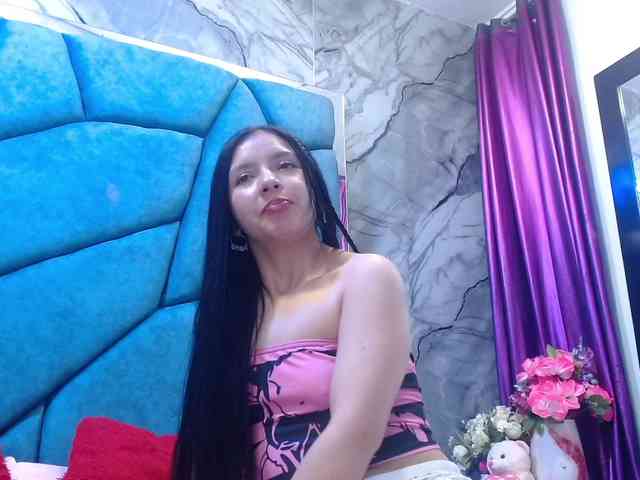 JulietaDiamond webcam