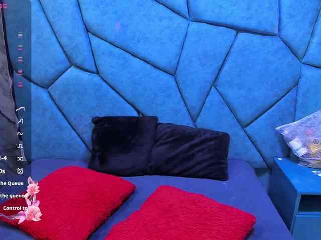 JulietaDiamond webcam
