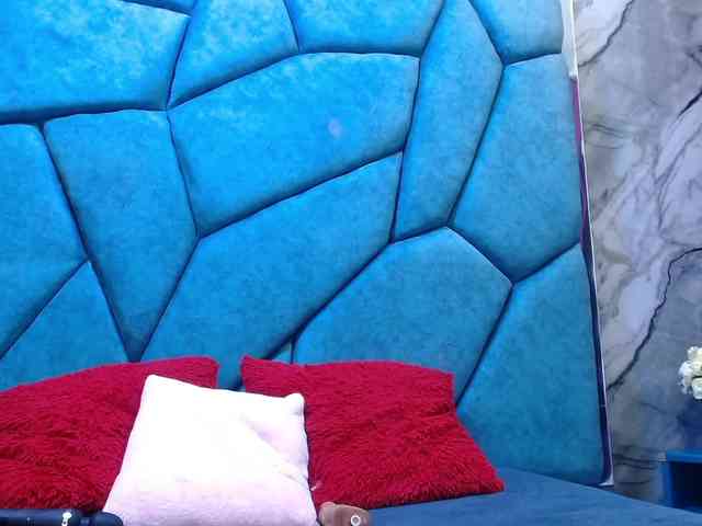 JulietaDiamond webcam
