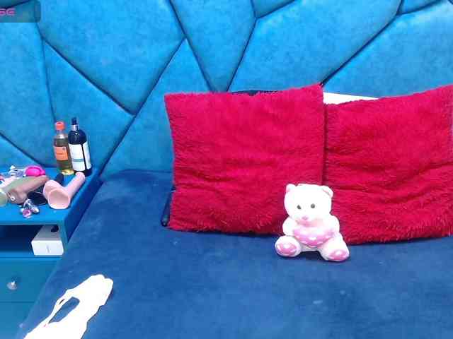 JulietaDiamond webcam