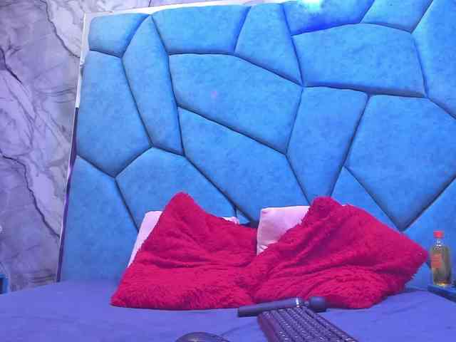 JulietaDiamond webcam