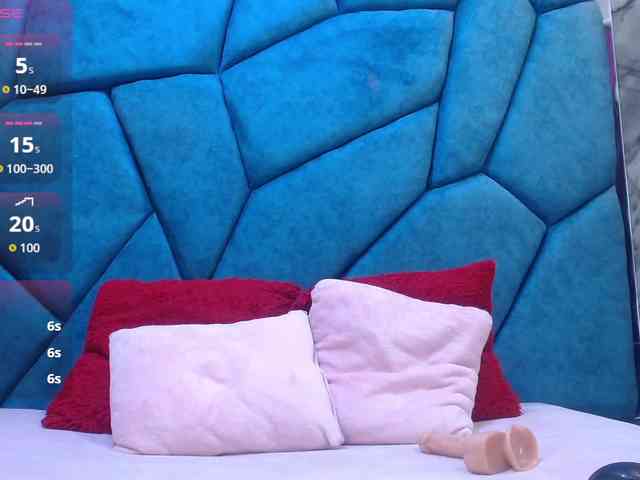 JulietaDiamond webcam