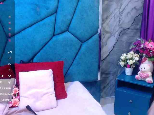 JulietaDiamond webcam