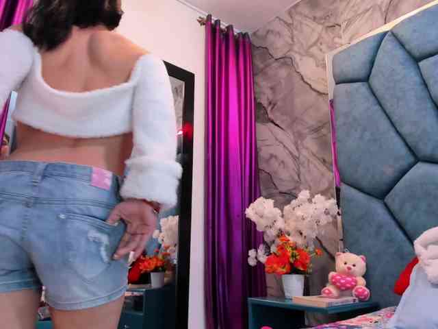 JulietaDiamond webcam