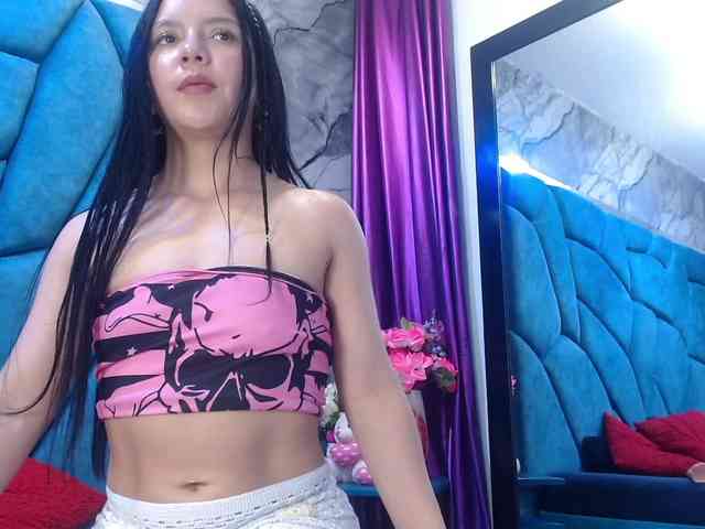 JulietaDiamond webcam