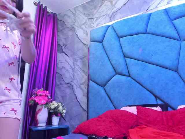 JulietaDiamond webcam