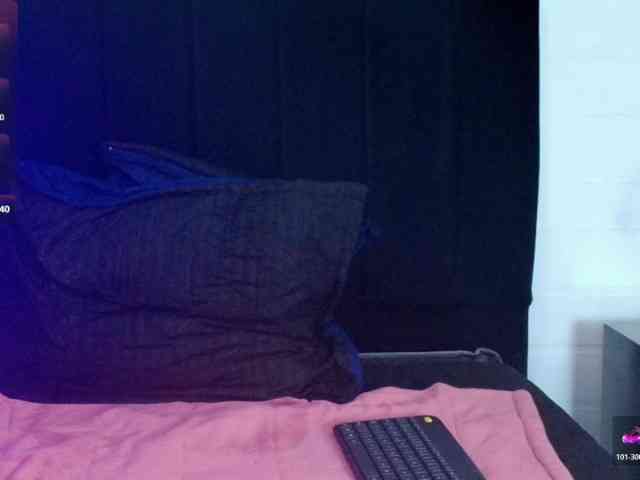 EmiilyGrantt webcam