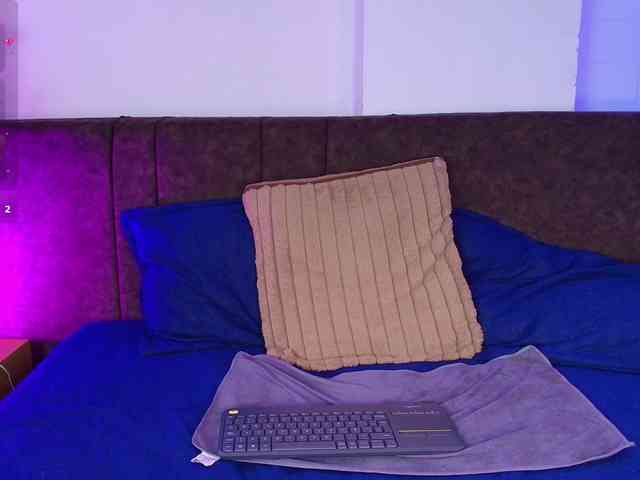 EmiilyGrantt webcam
