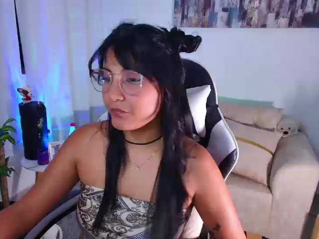 alajndraatul live cam on BongaCams