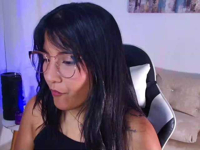 AlejandraTul live cam preview