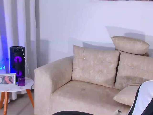 alajndraatul live cam on BongaCams