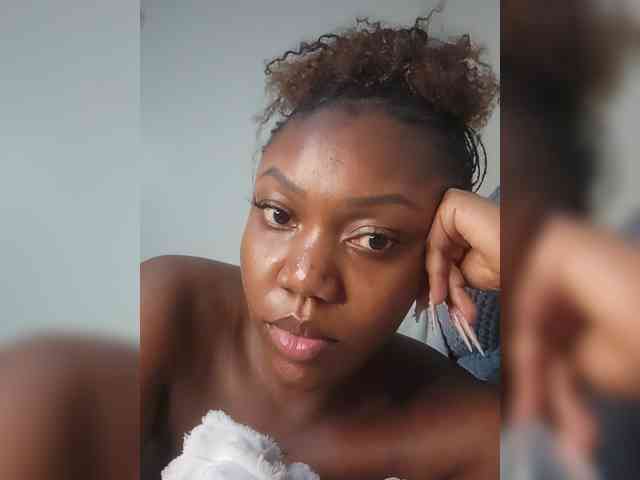 Brianah webcam