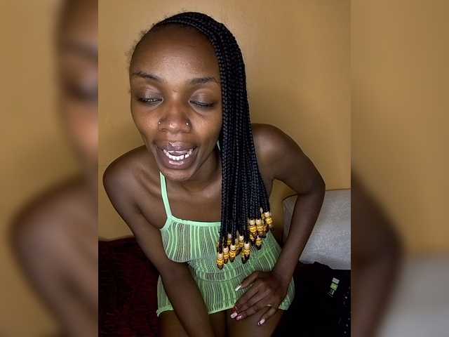 Africal live cam on BongaCams