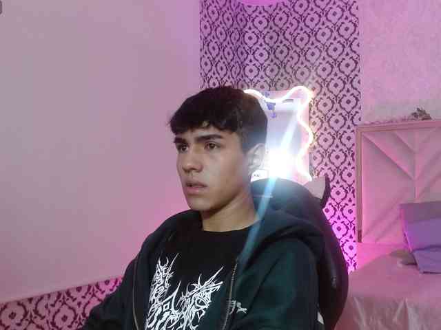 Damian-tay