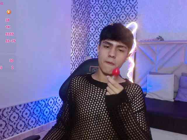 Damian-tay
