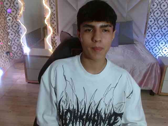 Damian-tay
