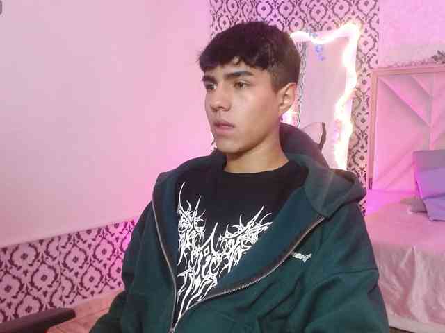Damian-tay