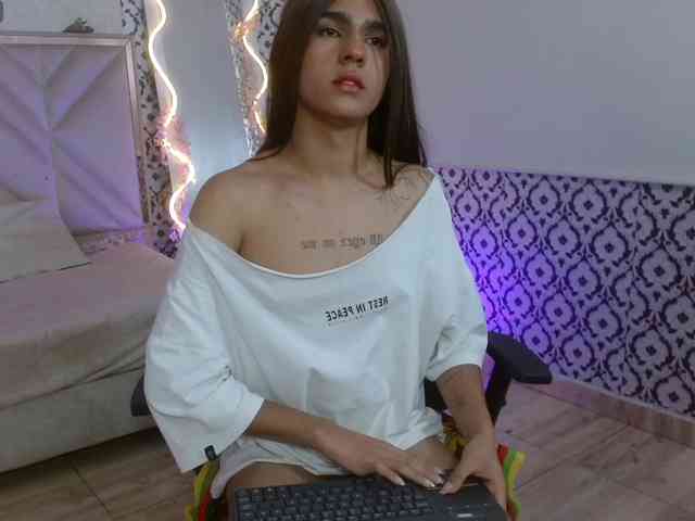 Damian-tay Live Webcam on BongaCams