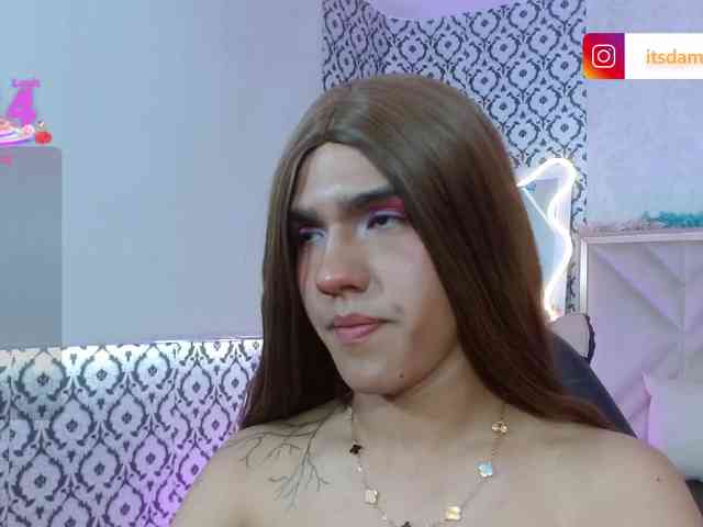 Damian-tay Live Webcam on BongaCams
