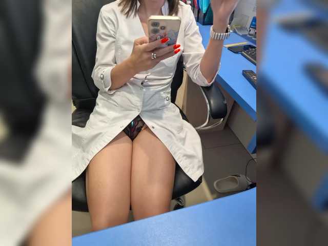 AngelikaM1 live cam on BongaCams