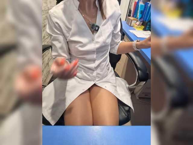 AngelikaM1 live cam on BongaCams