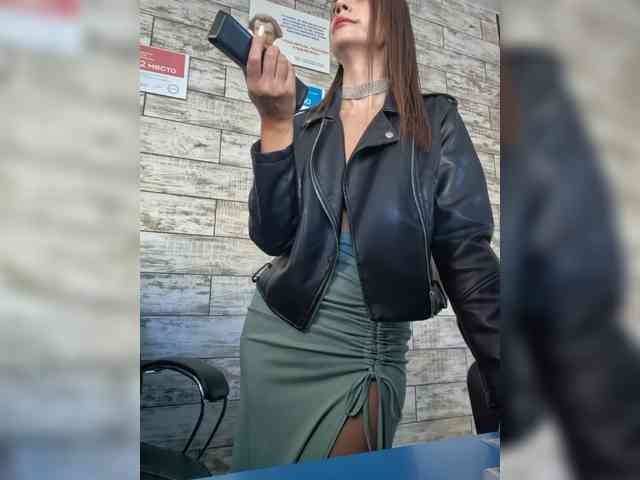 AngelikaM1 webcam