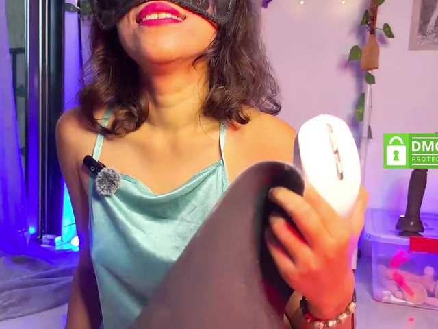 Sinandskin live cam on BongaCams