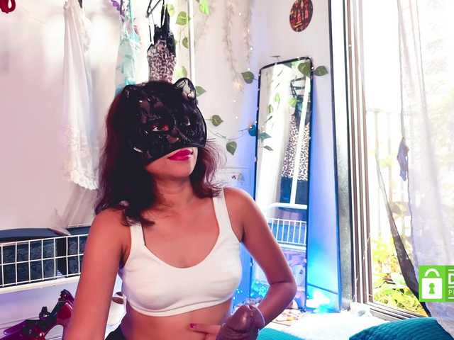 Sinandskin live cam preview