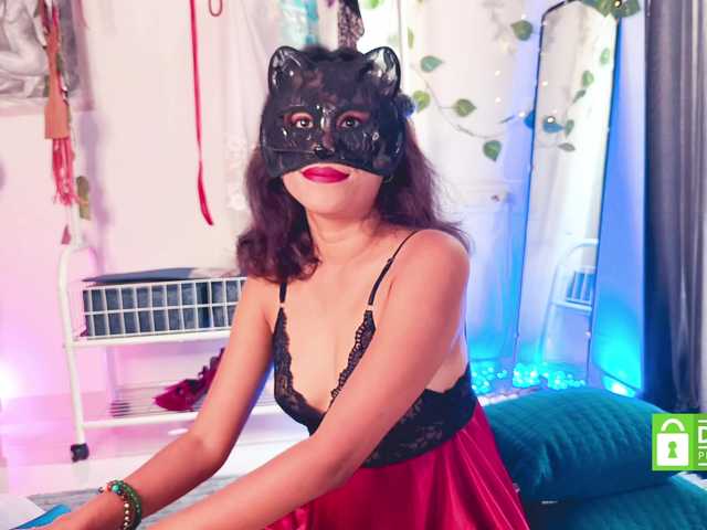 Sinandskin live cam on BongaCams