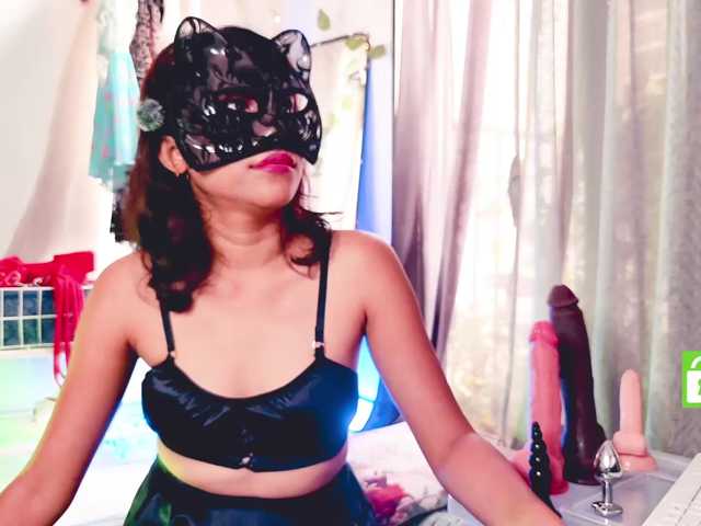Sinandskin live cam on BongaCams