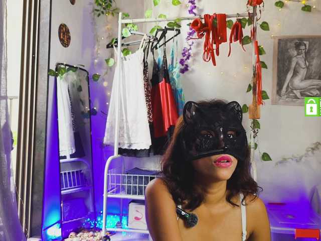 Sinandskin live cam on BongaCams