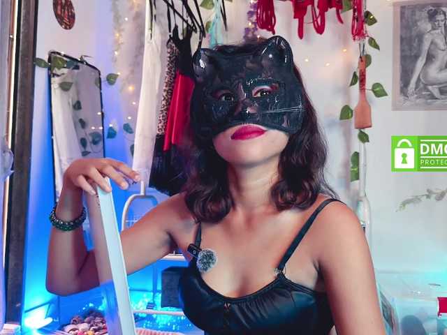 Sinandskin live cam on BongaCams