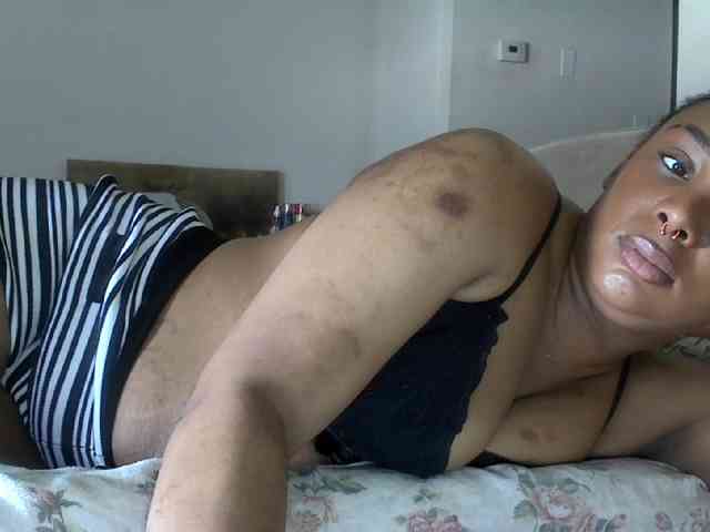 BraziLaveauxx webcam