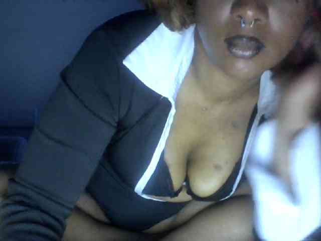BraziLaveauxx webcam