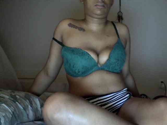 BraziLaveauxx webcam