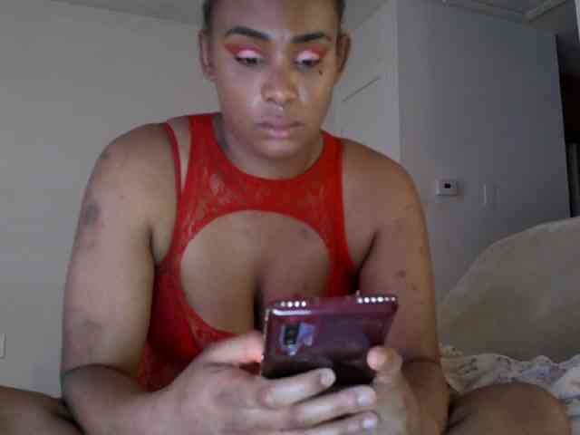 BraziLaveauxx webcam