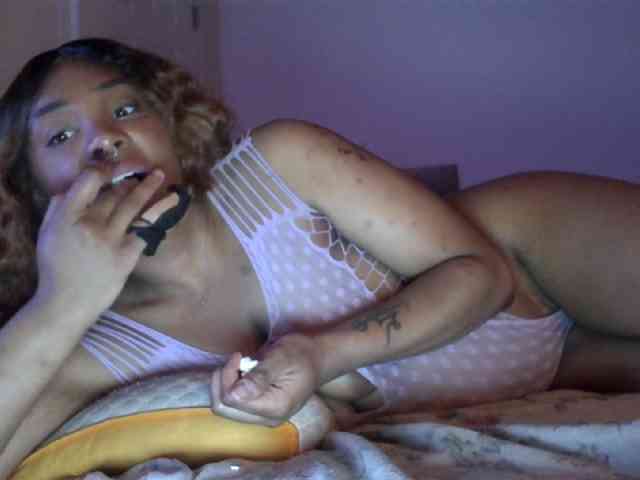 BraziLaveauxx webcam
