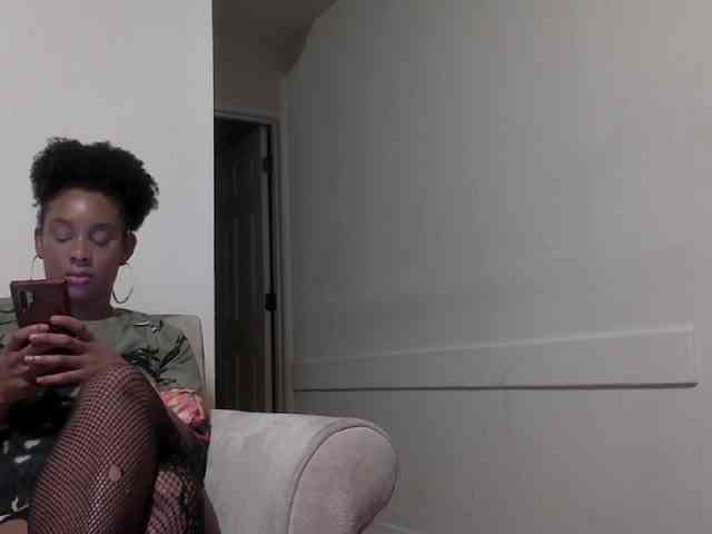 BraziLaveauxx webcam