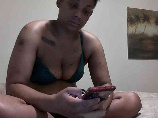 BraziLaveauxx webcam