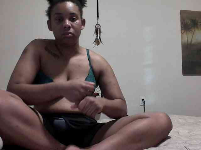 BraziLaveauxx webcam