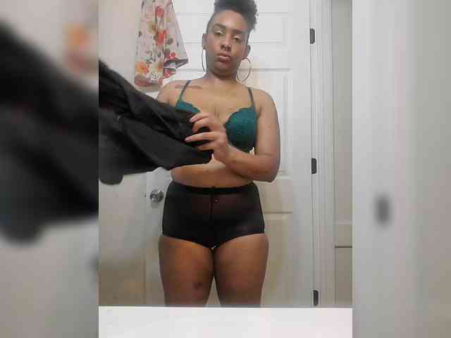 BraziLaveauxx webcam