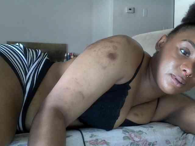 BraziLaveauxx webcam